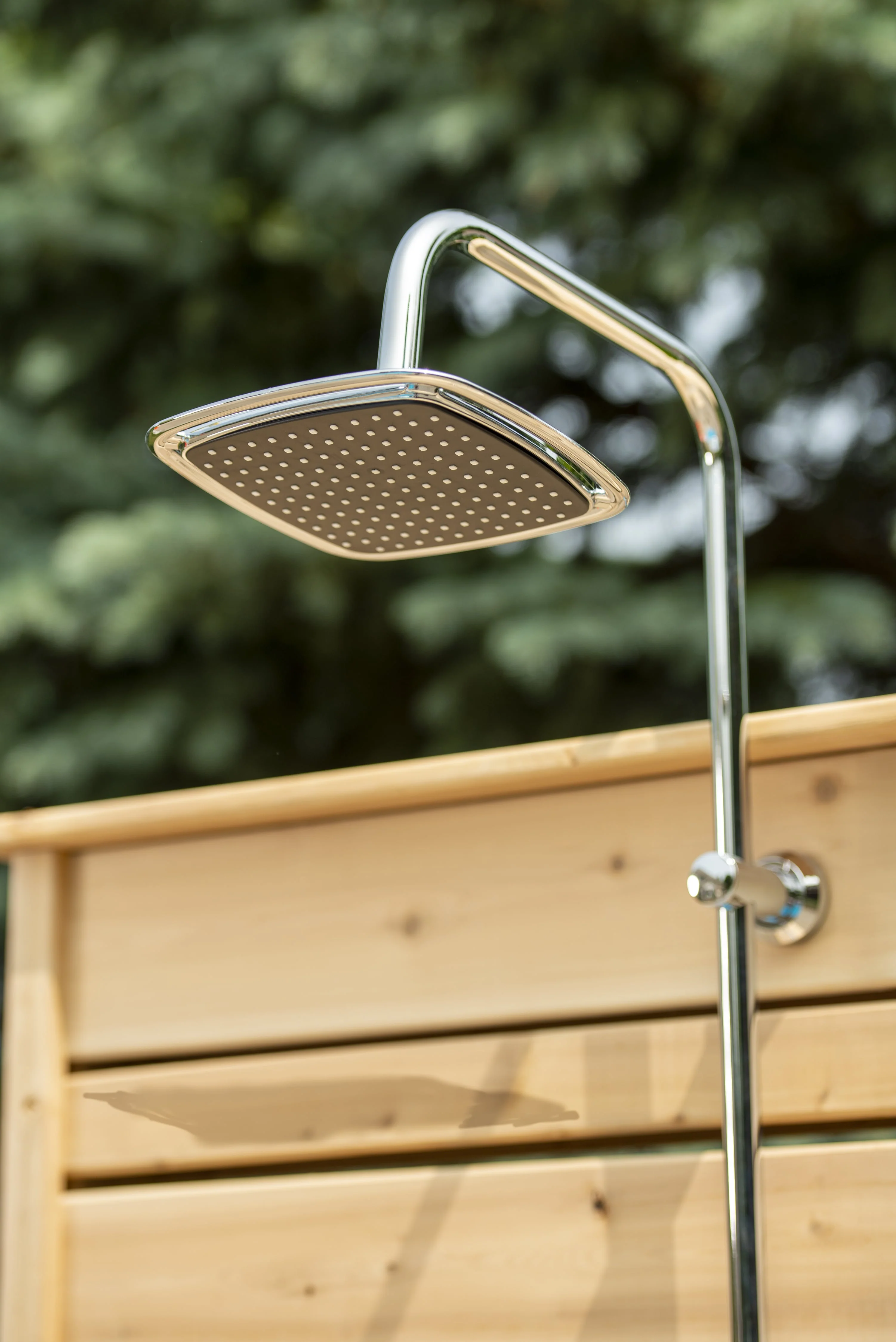 Dundalk CT Savannah Standing Shower - White Cedar - Image 12