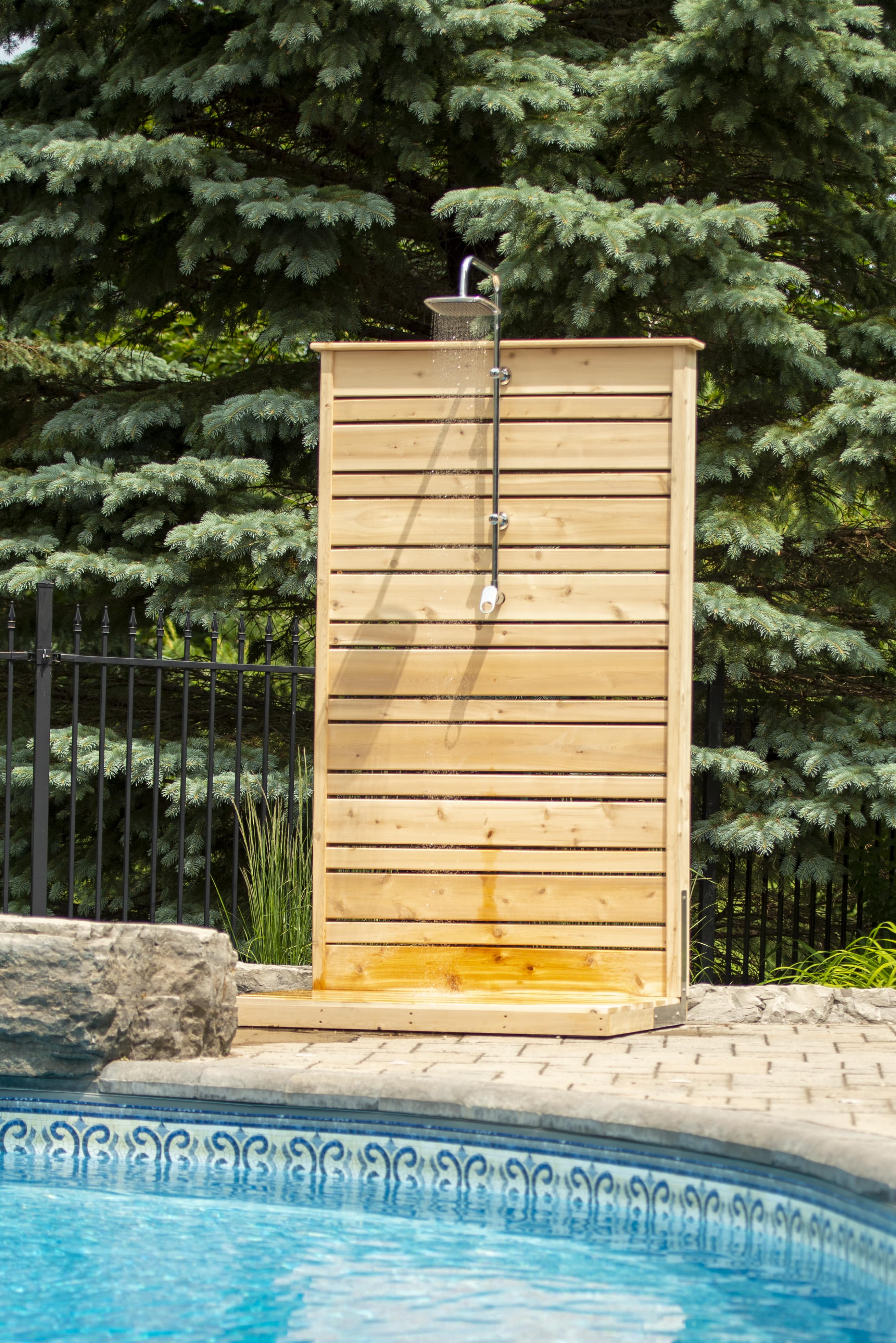 Dundalk CT Savannah Standing Shower - White Cedar - Image 2