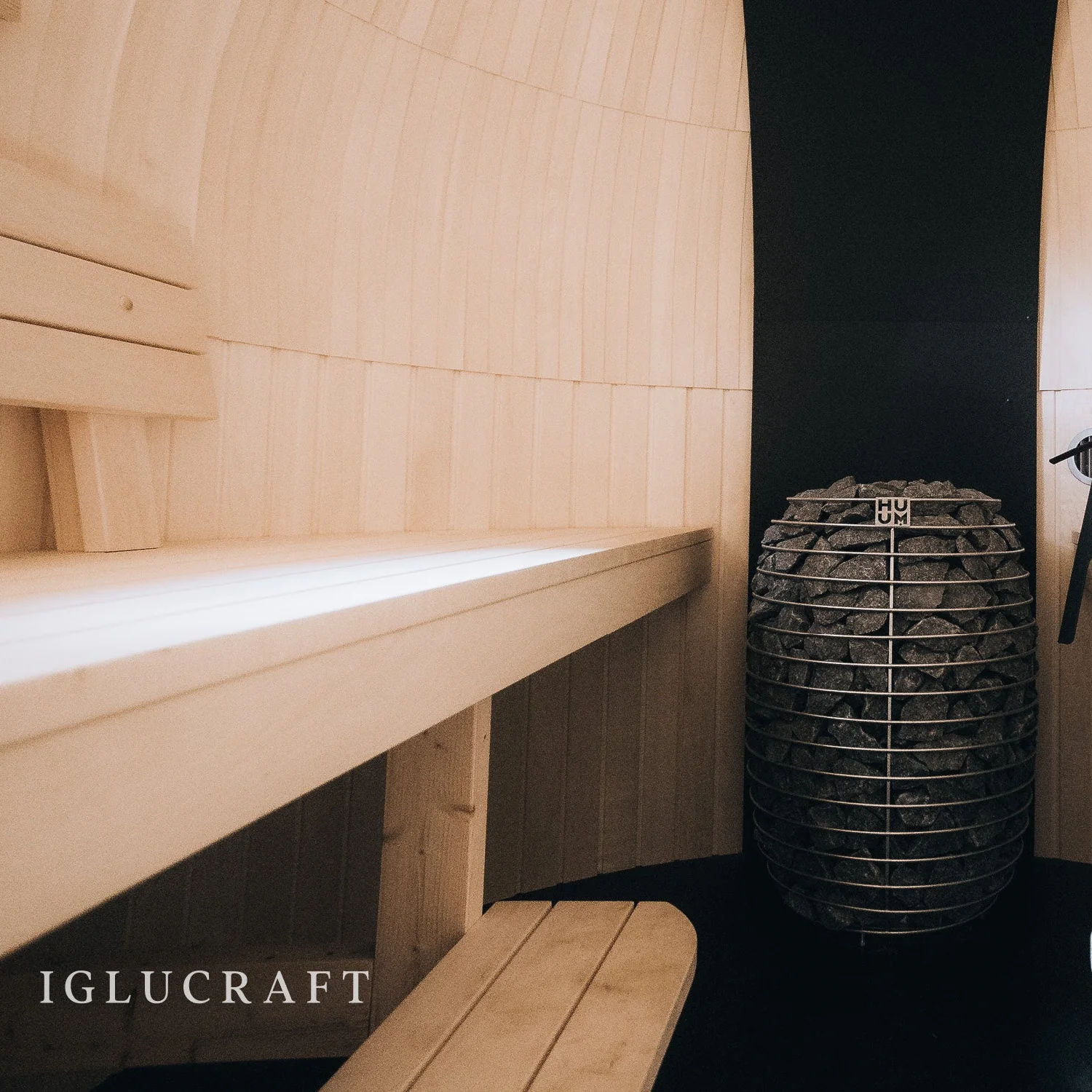 Iglucraft Double Iglusauna 4-6 Person Fully Assembled Outdoor Sauna - Image 3