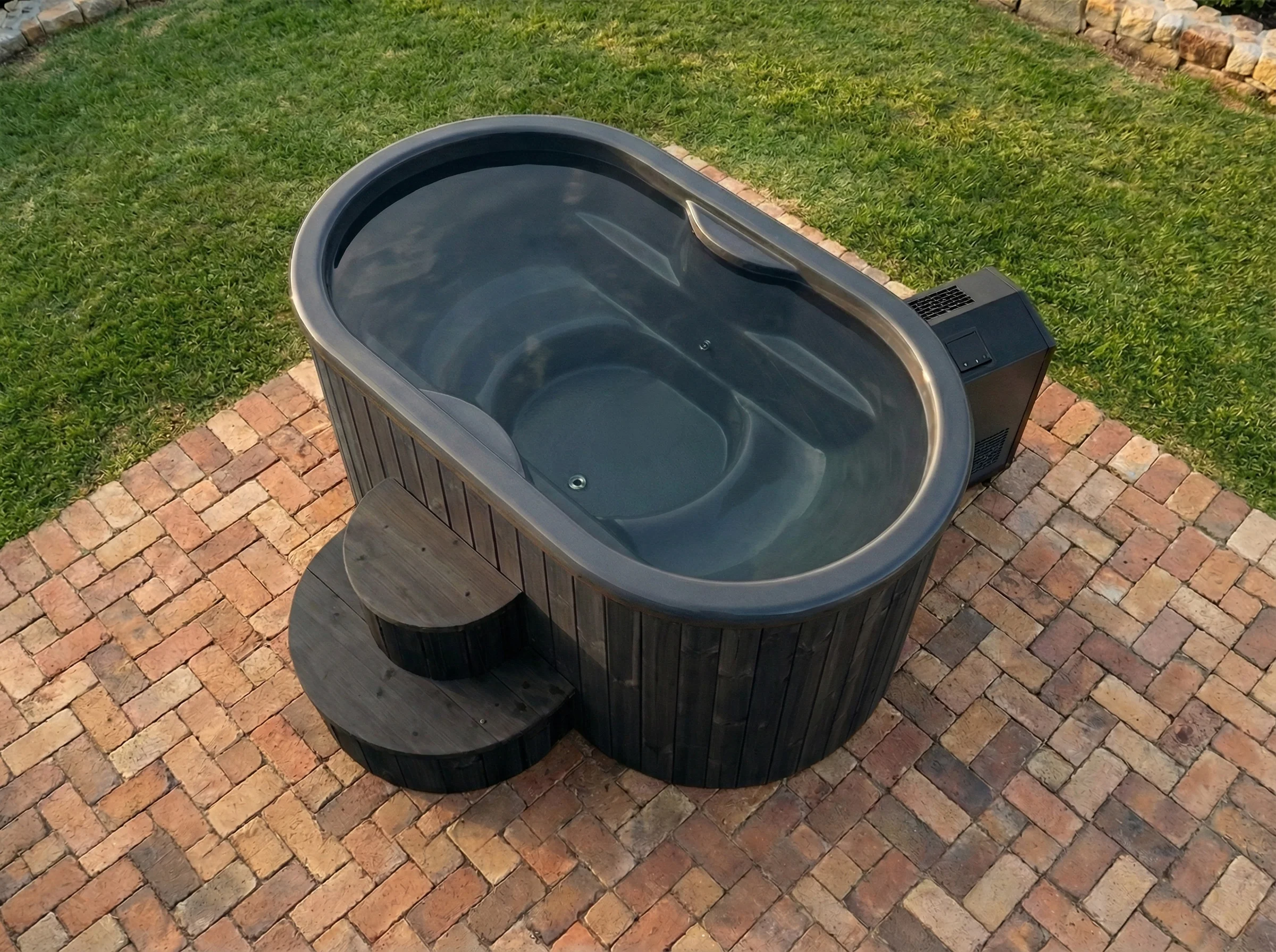 SaunaLife S2 2-Person Cold Plunge Tub and Chiller Heater Package - Image 5